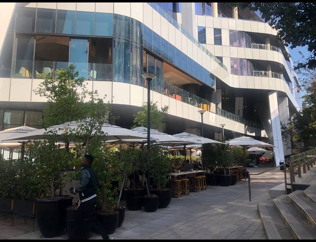 198M² RETAIL TO LET IN SANDTON CENTRAL